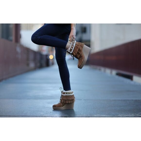 Sam Edelman Kemper Fringe Wedge Bootie In Suede Womens size 8M - Picture 3 of 11